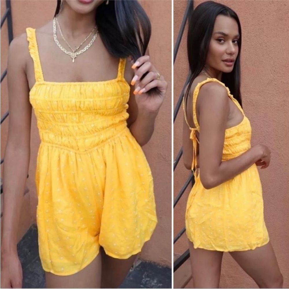 URBAN OUTFITTERS | Cleo Yellow Embroidered Romper Tie Back Women’s Size Large